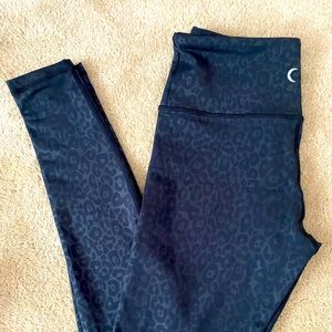 Zyia Black Leopard Leggings